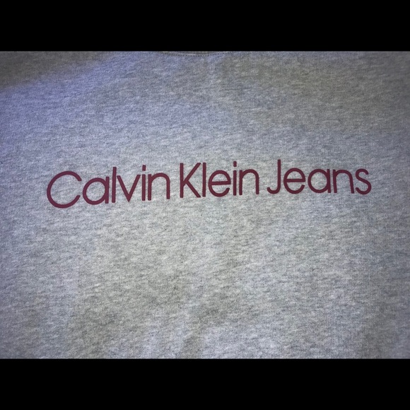 CALVIN KLEIN SWEATER - Picture 2 of 3